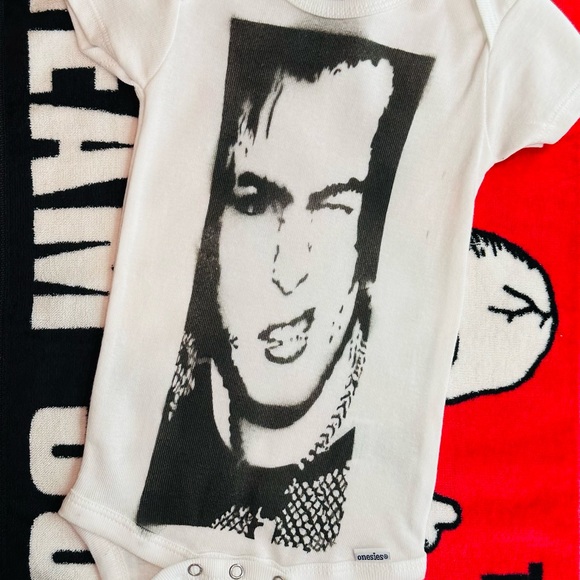 Sid Vicious punk rock Sex Pistols goth rave Harajuku soft baby onesie 6-9M - Picture 8 of 12